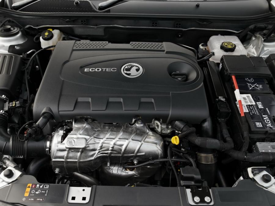  Vauxhall Insignia Country Tourer 2013 года  (фото 2 из 28)